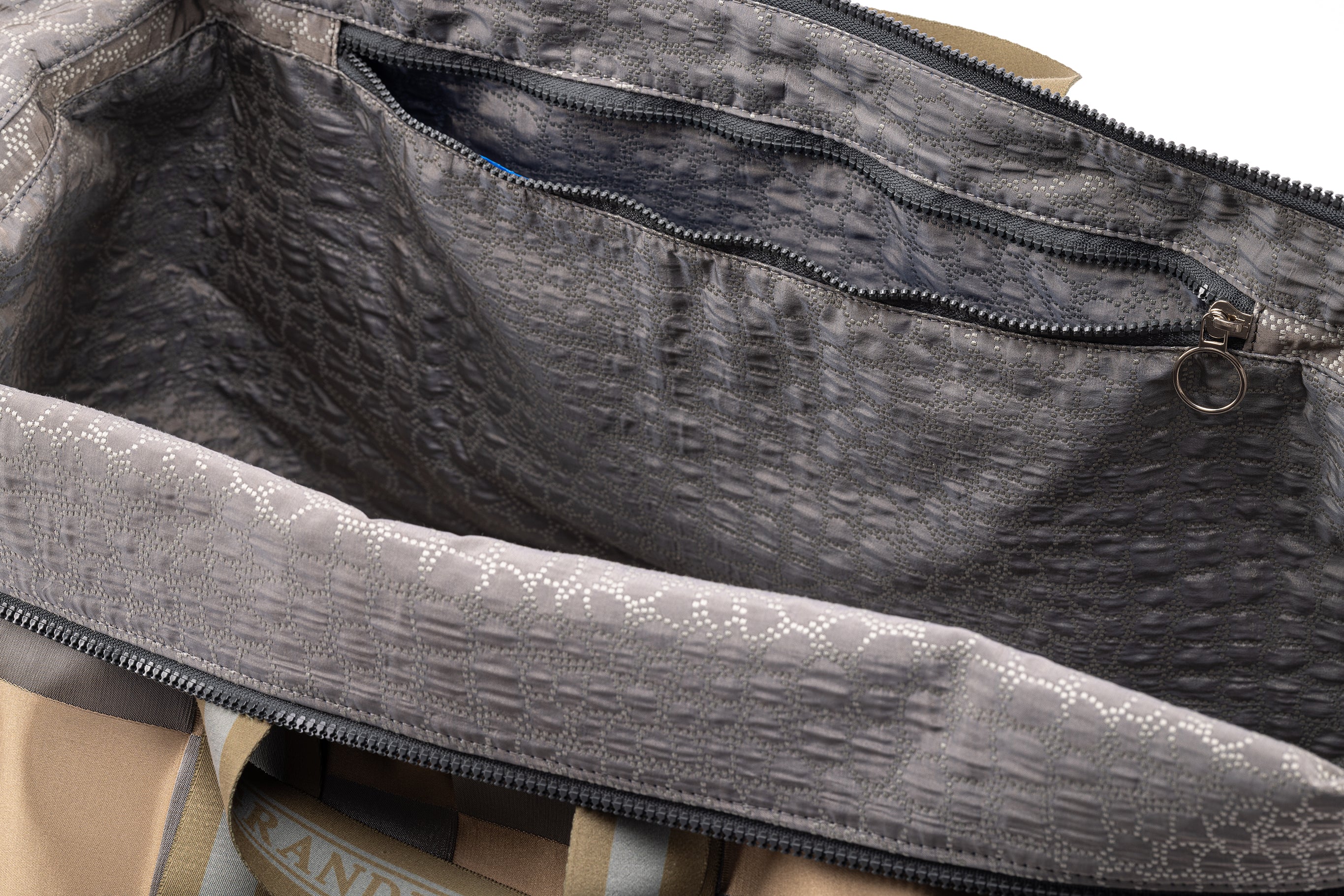 Dettaglio tasca interna con zip - Borsa Teresiana Grande Brera