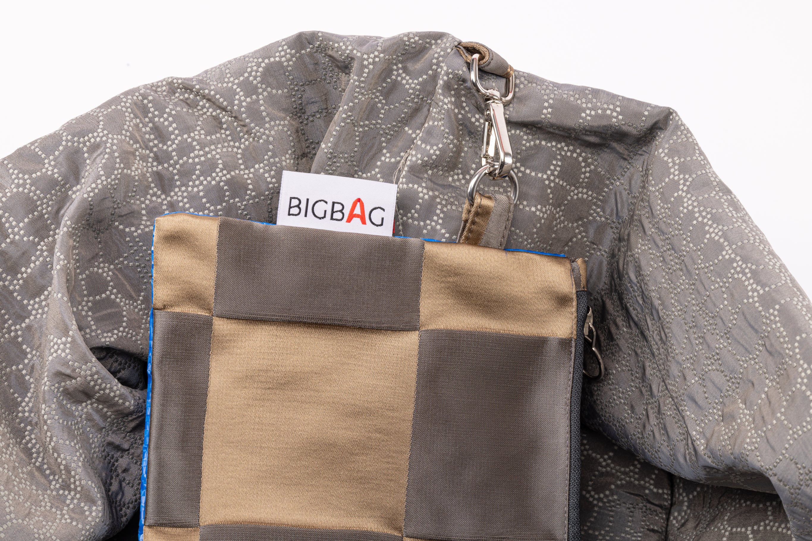 Pochette Teresiana dotata di gancio per non perderla mai nella tua BigBag