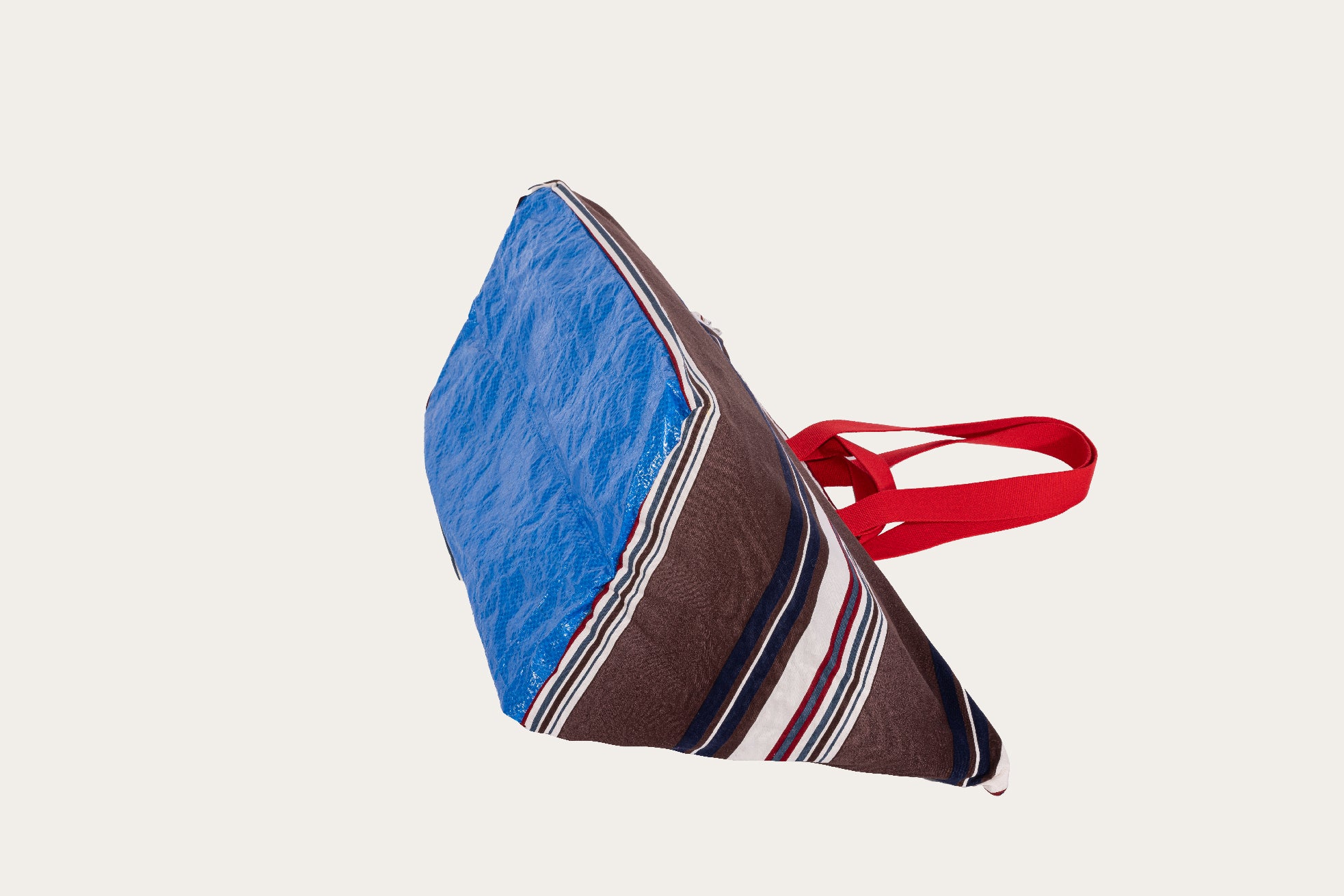 Dettagli borsa Ettore in tessuto pregiato d'eccedenza - Main Collection 2024